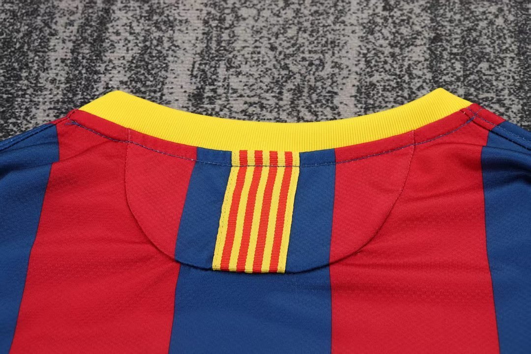 Barcelona 2010/11 Kids Home Long Sleeve Kit - Image 5