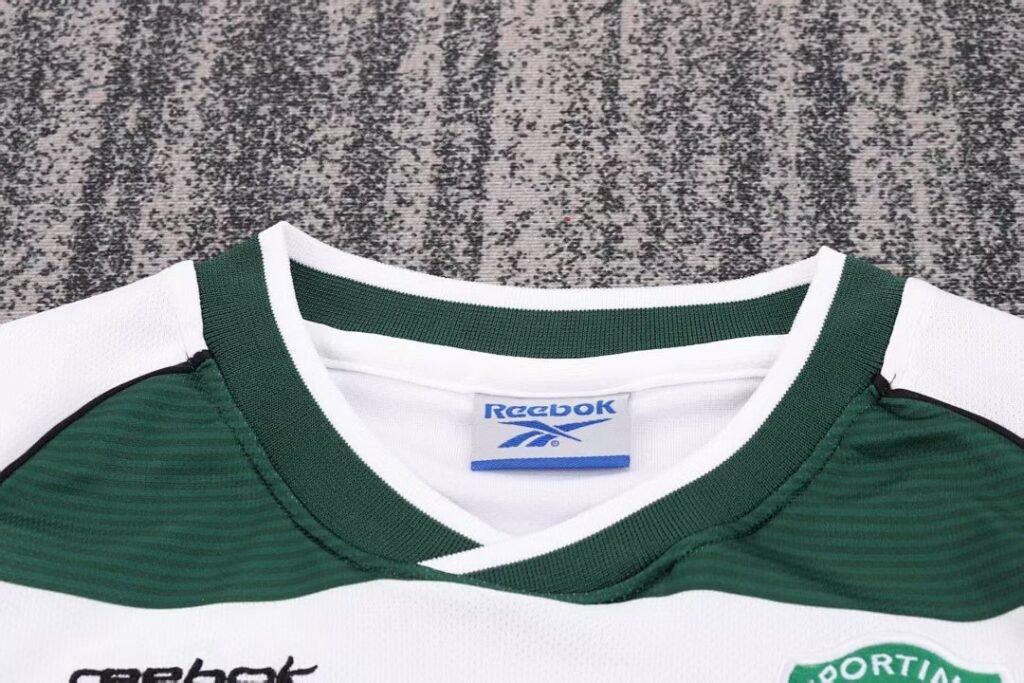 2001/03 Kids Home Long Sleeve Kit