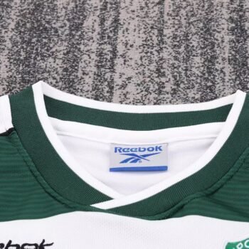 2001/03 Kids Home Long Sleeve Kit - Image 4
