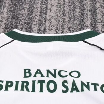 2001/03 Kids Home Long Sleeve Kit - Image 5