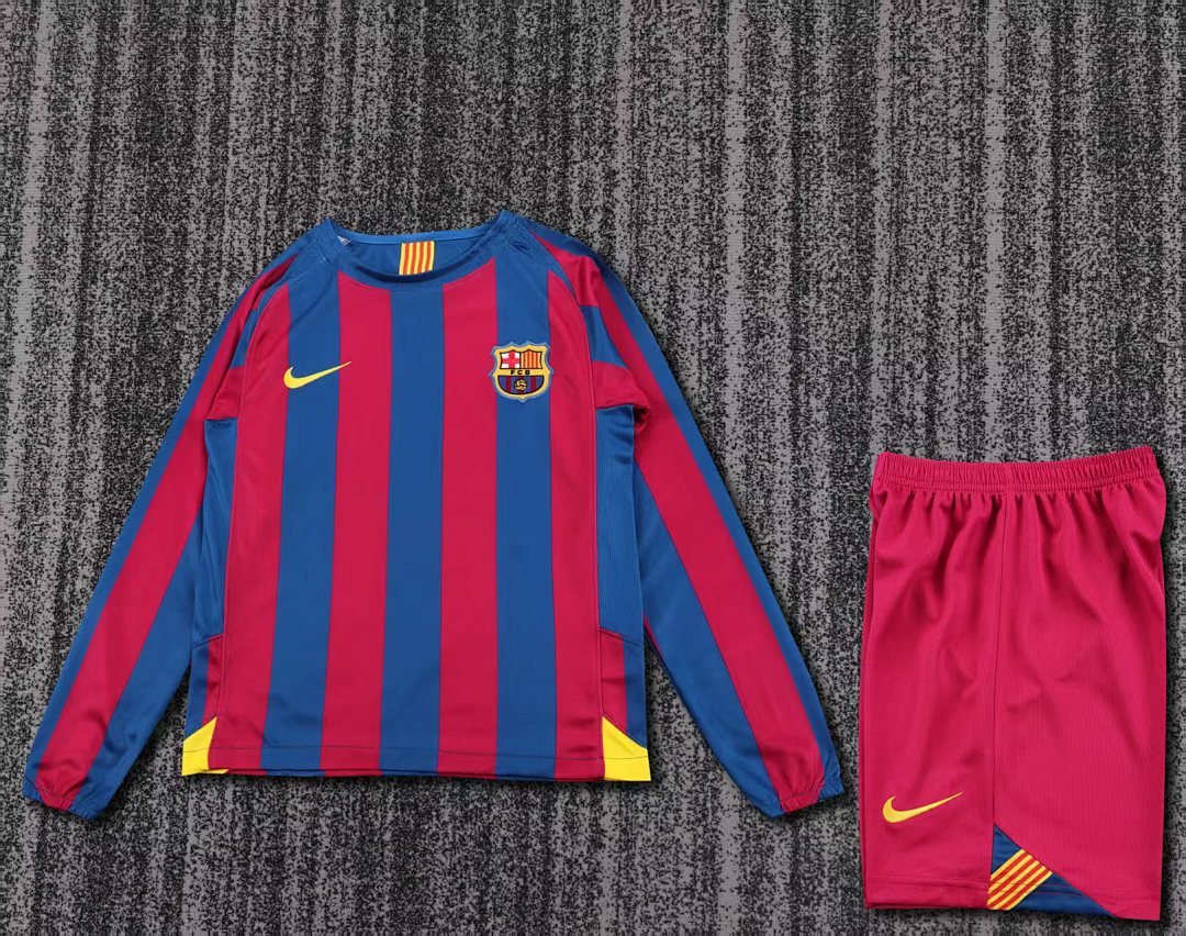 Barcelona 2005/06 Kids Home Long Sleeve Kit - Image 1