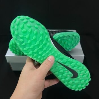 Nike Phantom GX Elite Low Cut TF - Image 2