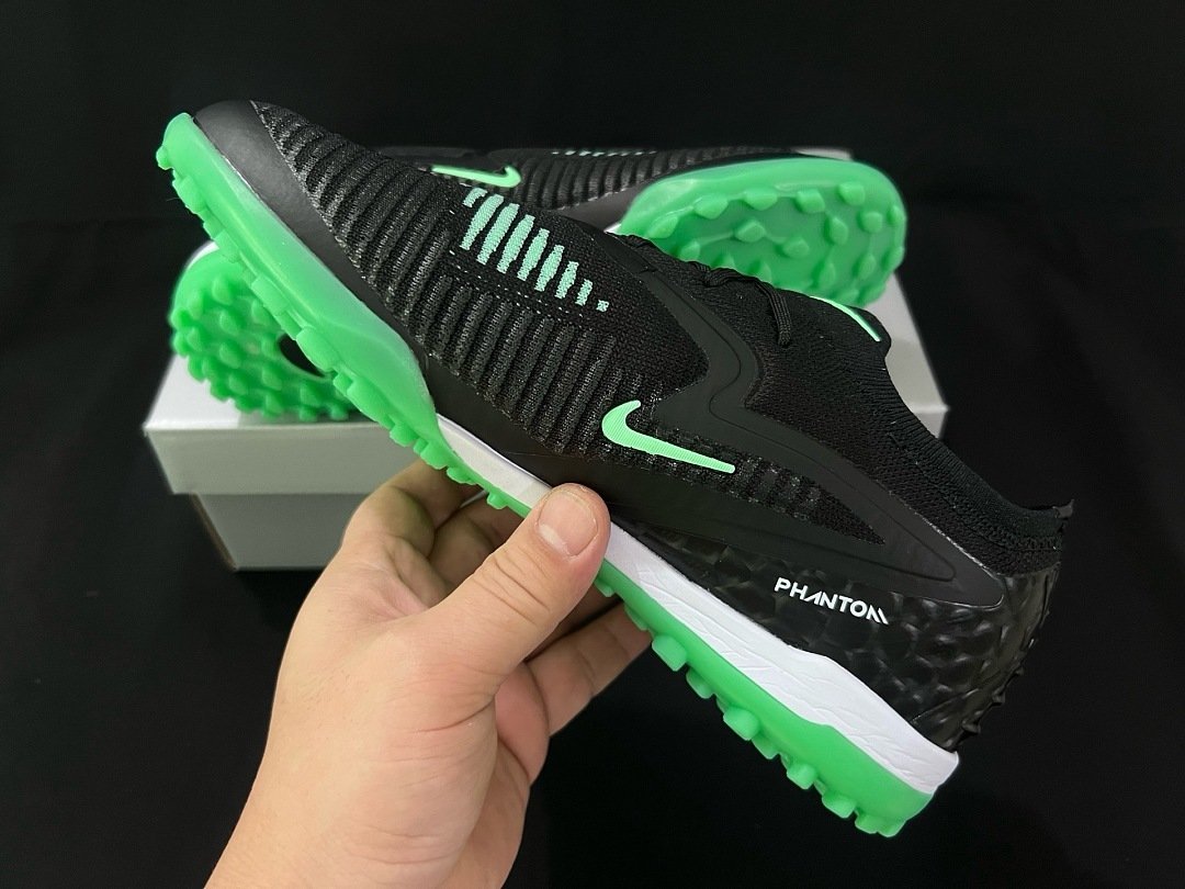 Nike Phantom GX Elite Low Cut TF - Image 4