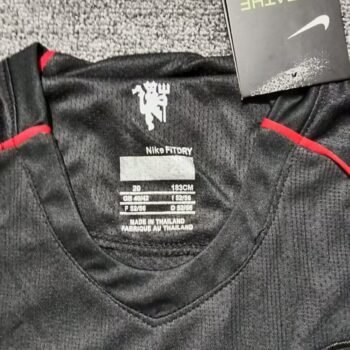 Manchester United 2007/08 Away Long Sleeve Retro Jersey - Image 4
