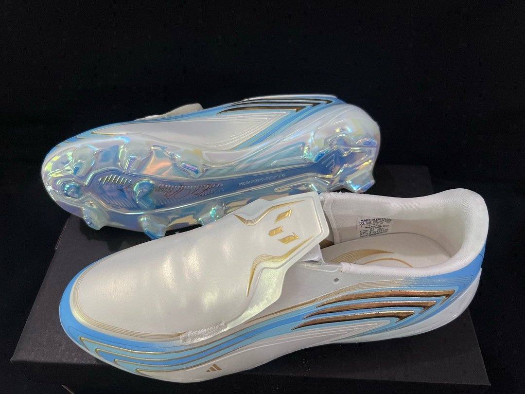 Adidas F50 Elite Laceless FG - Image 4