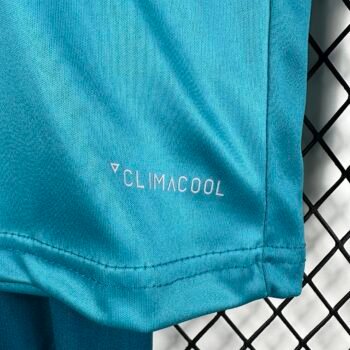 Real Madrid 1718 Third Long Sleeve Retro Jersey - Image 4