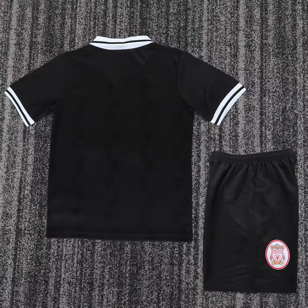 Liverpool 1996/97 Kids Third Kit - Image 3