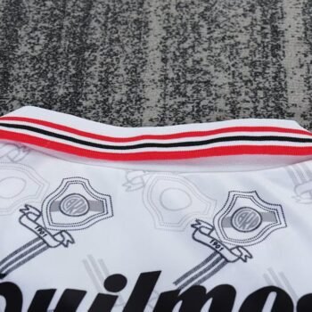 River Plate 1996/97 Kids Home Kit - Image 5