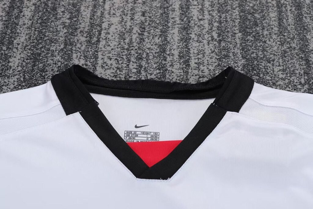 Manchester United 2002/03 Kids Away Kit