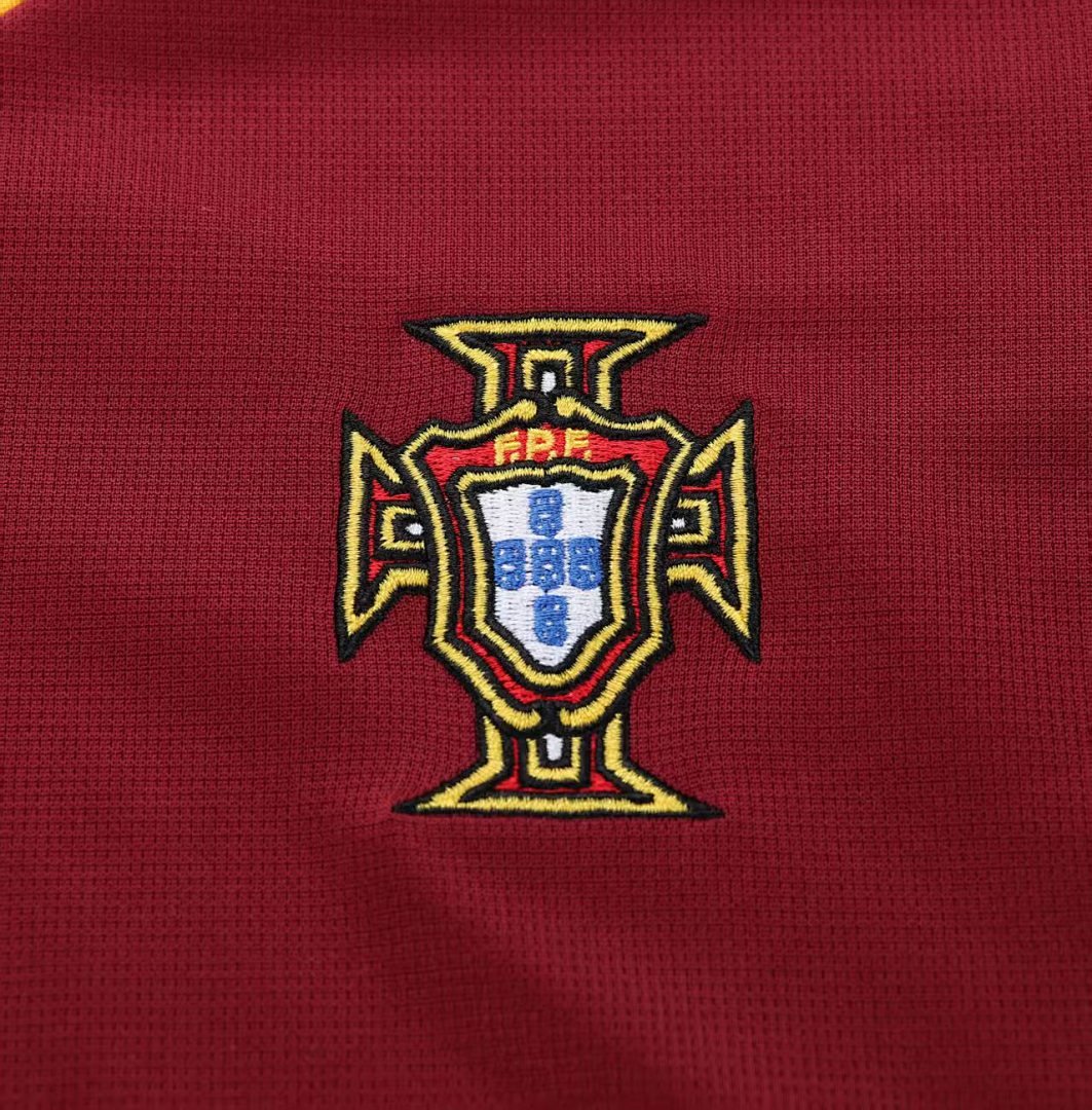 Portugal 2000 Kids Home Kit - Image 5