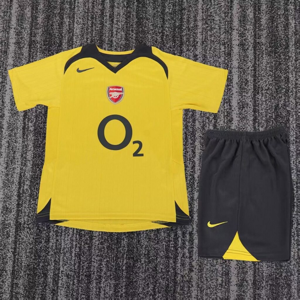 Arsenal 2005/06 Kids Away Kit