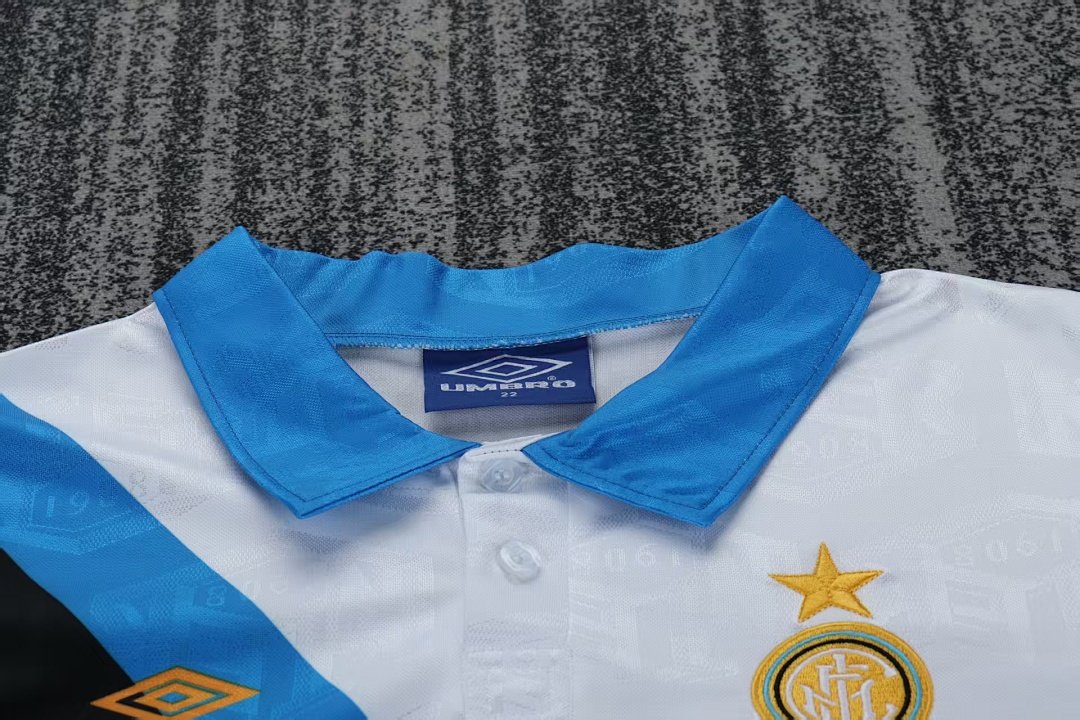 Inter Milan 1994/95 Kids Away Kit - Image 4