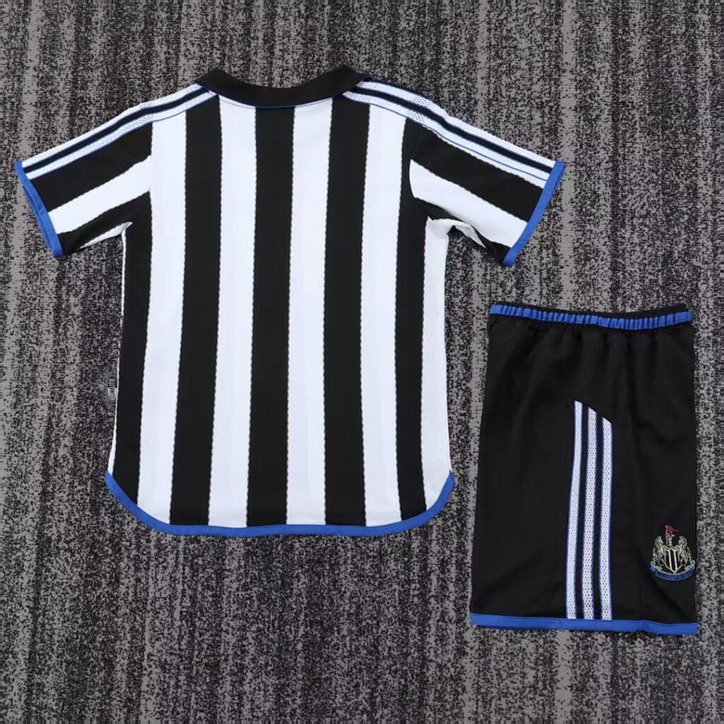 Newcastle United 1999/00 Kids Home Kit