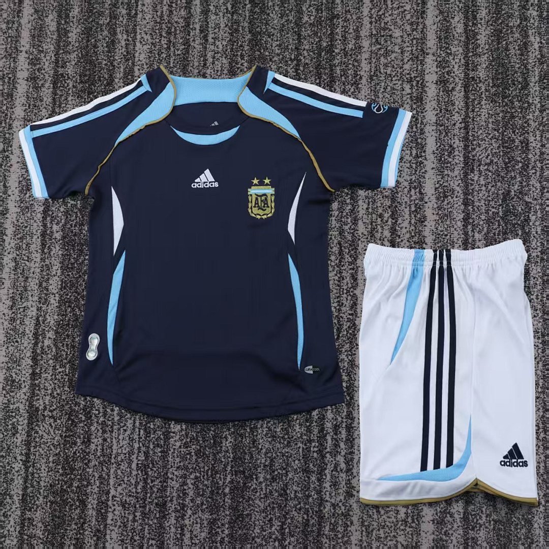 Argentina 2006 Kids Away Kit - Image 1