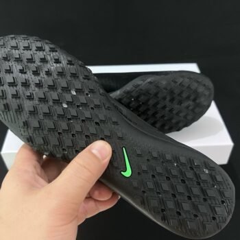 Nike Mercurial Vapor Elite Cleats - Image 2