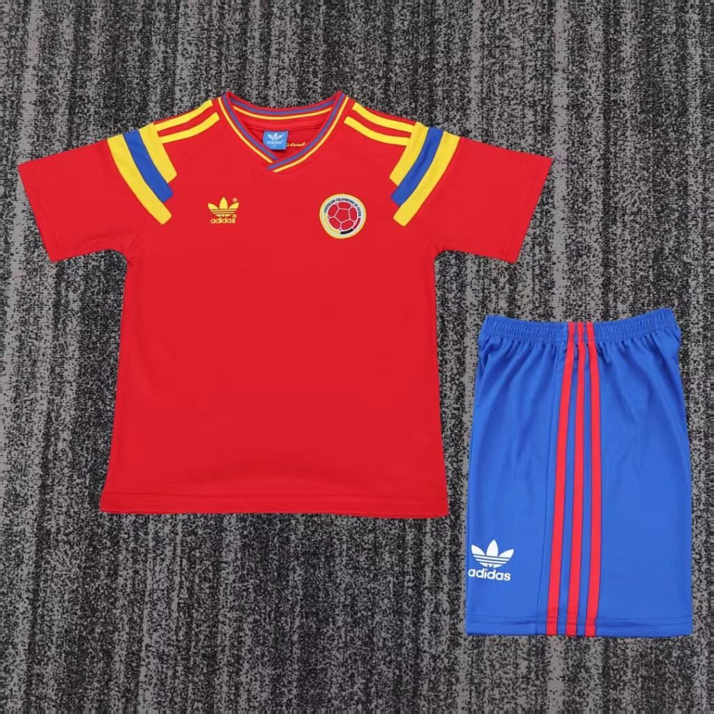 Colombia 1990 Kids Away Kit