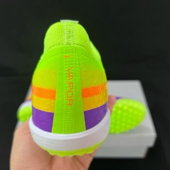 Nike Mercurial Vapor Elite Cleats - Image 3