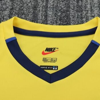 Arsenal 2000/01 Kids Away Kit - Image 4