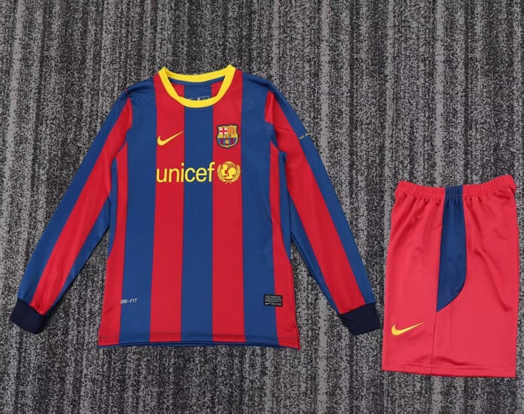 Barcelona 2010/11 Kids Home Long Sleeve Kit