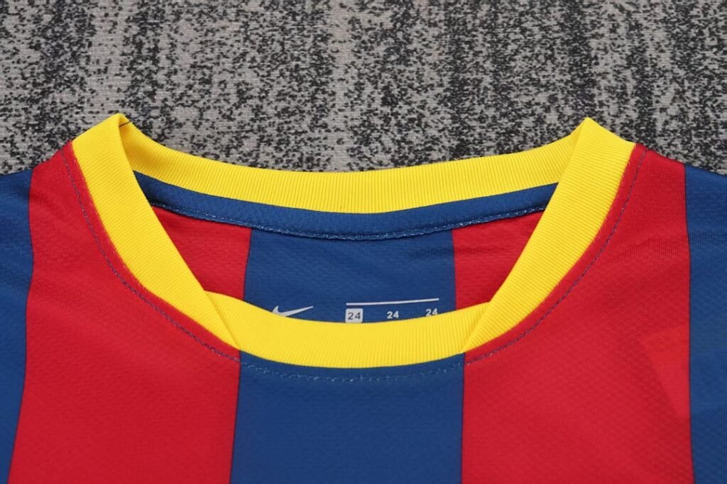 Barcelona 2010/11 Kids Home Long Sleeve Kit