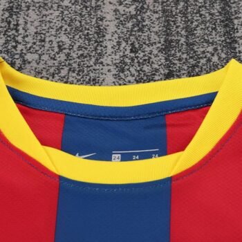 Barcelona 2010/11 Kids Home Long Sleeve Kit - Image 3