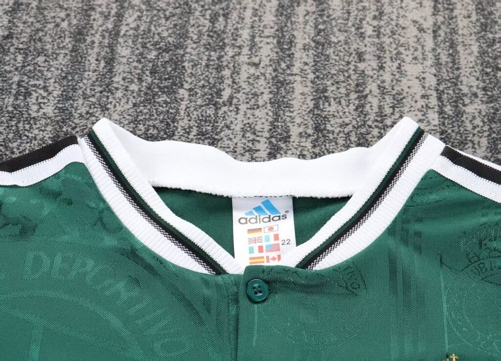 Deportivo La Coruña 1999/00 Kids Away Kit