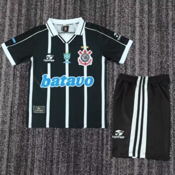 Corinthians 1999/00 Kids Away Kit - Image 1