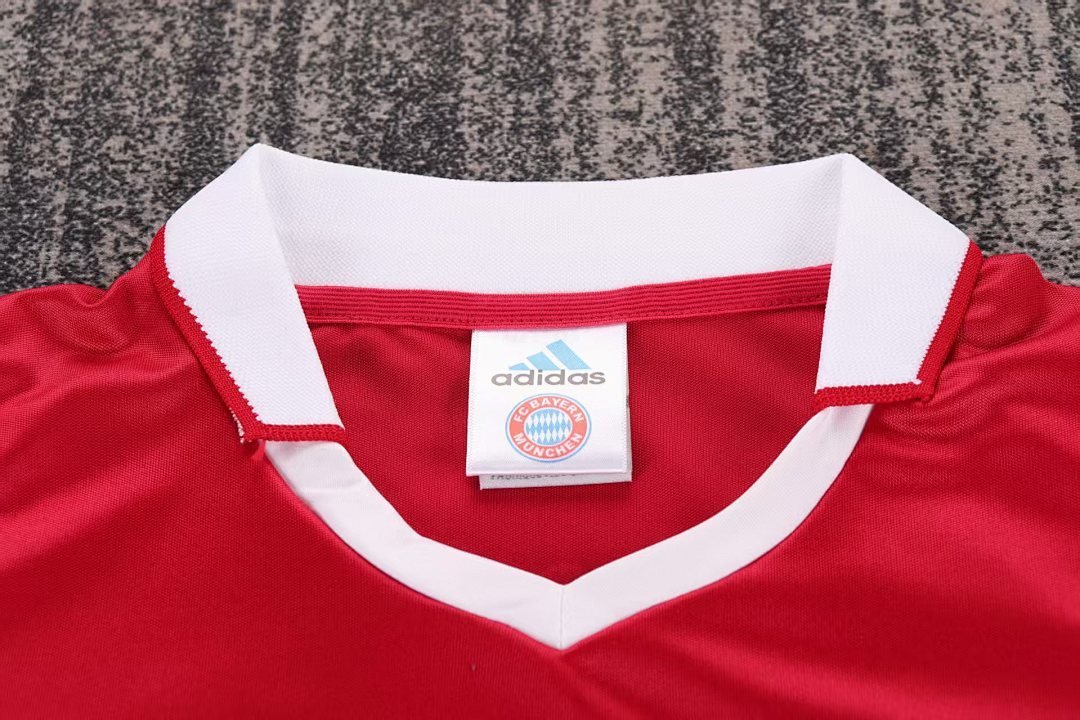 Bayern Munich 2003/04 Kids Home Kit - Image 3