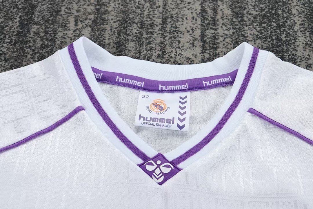 Real Madrid 1990/92 Kids Home Kit - Image 3