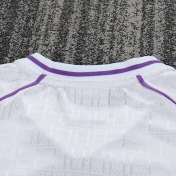 Real Madrid 1990/92 Kids Home Kit - Image 4