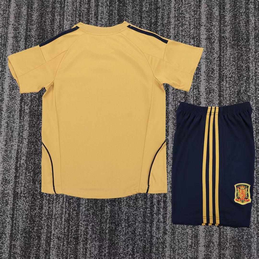 Spain 2008 Kids Away Kit - Image 2