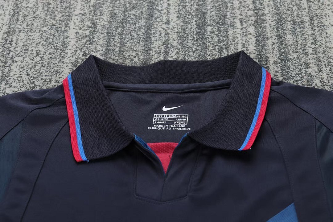 Barcelona 2002/03 Kids Third Kit - Image 3