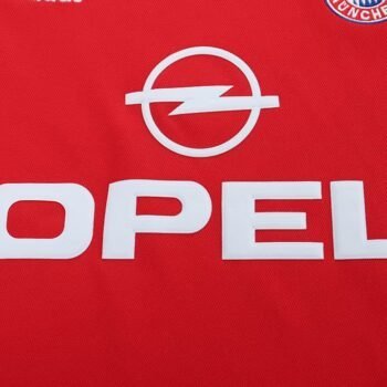 Bayern Munich 2001/02 Kids Home Kit - Image 4