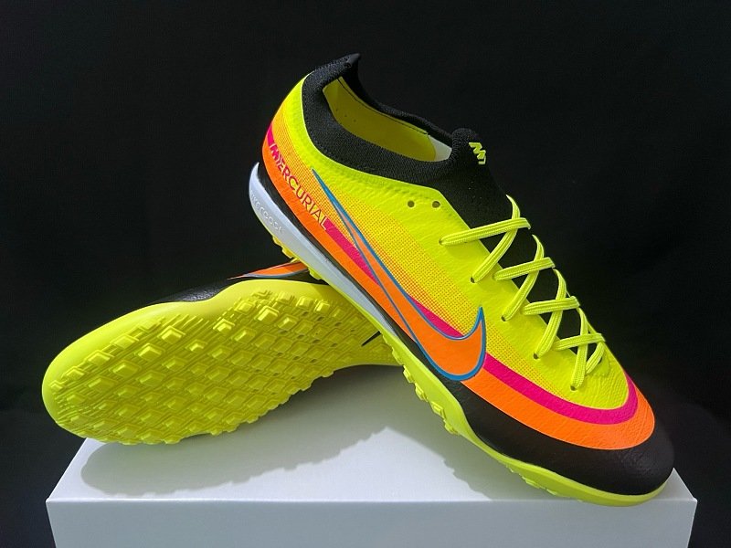 Nike Mercurial Vapor Elite Cleats